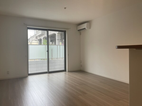 シャーメゾングラン今在家の物件内観写真